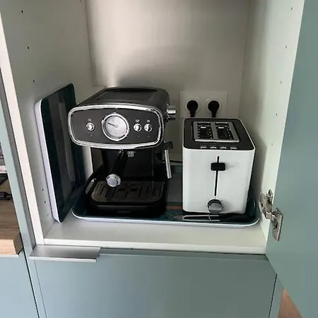 Un De Luchon, Avec Vue Sur Les Pyrenees * Bagneres-de-Luchon