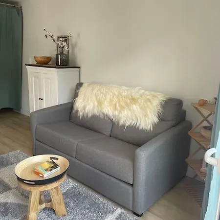 Un De Luchon, Avec Vue Sur Les Pyrénées *