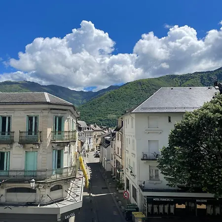 Un De Luchon, Avec Vue Sur Les Pyrenees Bagneres-de-Luchon