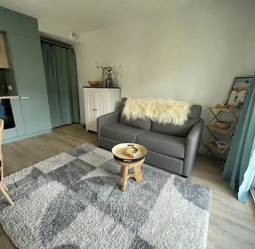 Un De Luchon, Avec Vue Sur Les Pyrenees * Bagnères-de-Luchon