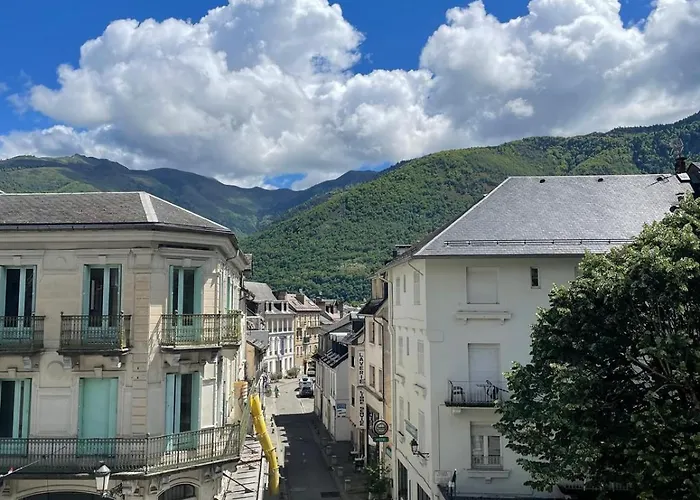 Un De Luchon, Avec Vue Sur Les Pyrenees Bagnères-de-Luchon